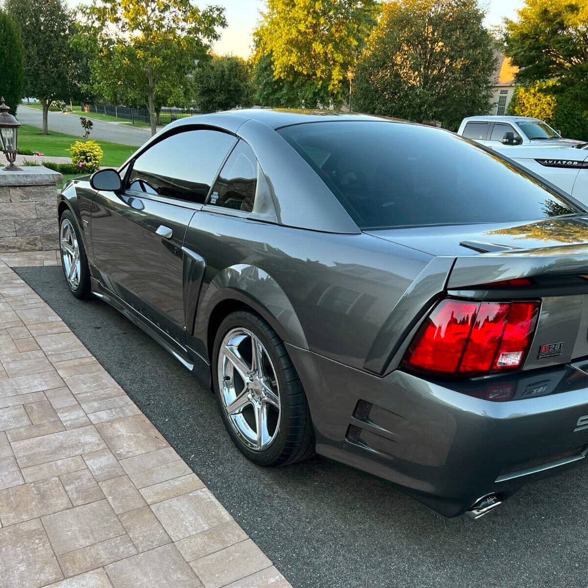 2003 Ford Mustang Saleen S281 Supercharged coupe