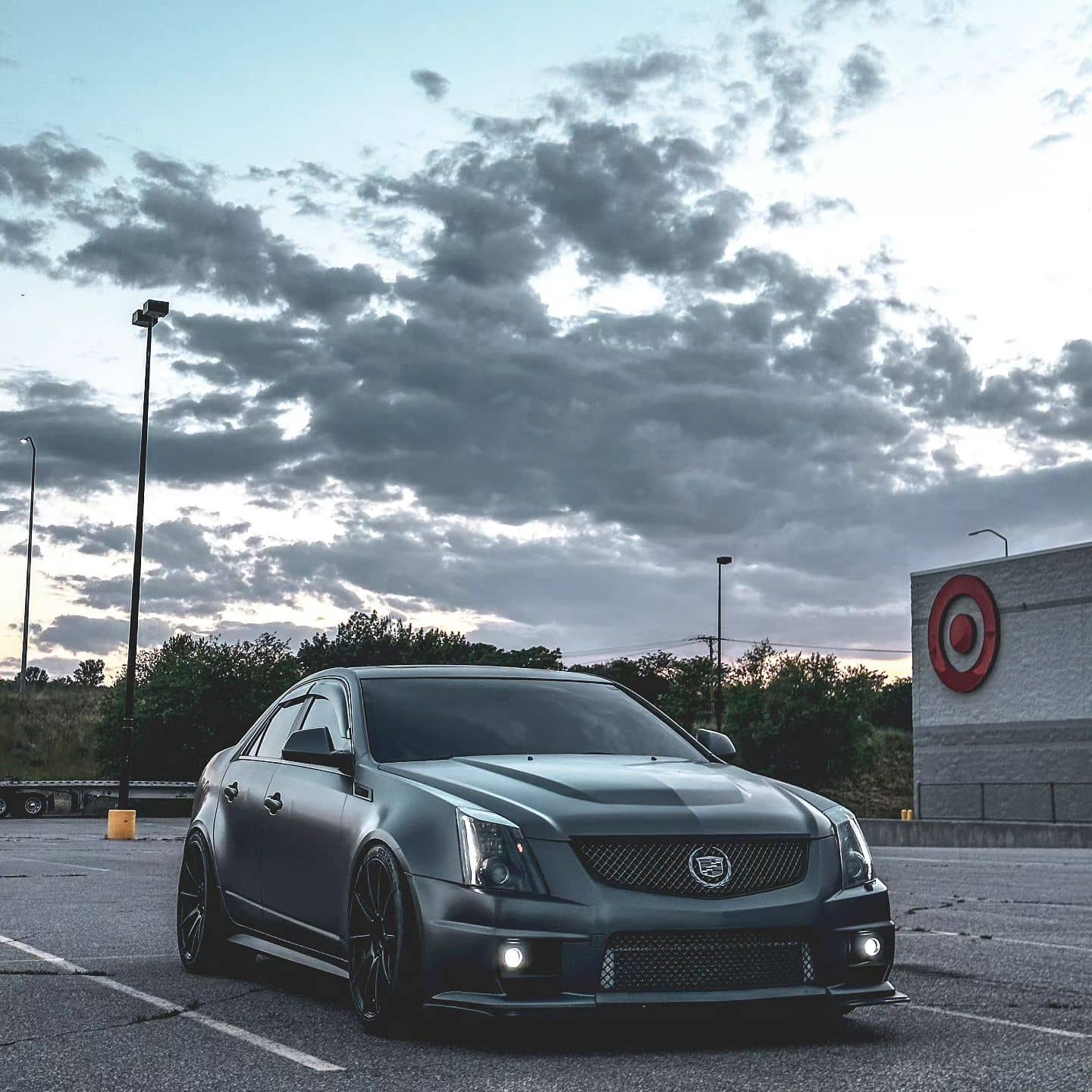 Gen 2 Cadillac CTS-V on 20×9 and 20×10 Niche Essen wheels wrapped in 255/35 and 295/30 Kumho PS91 tires