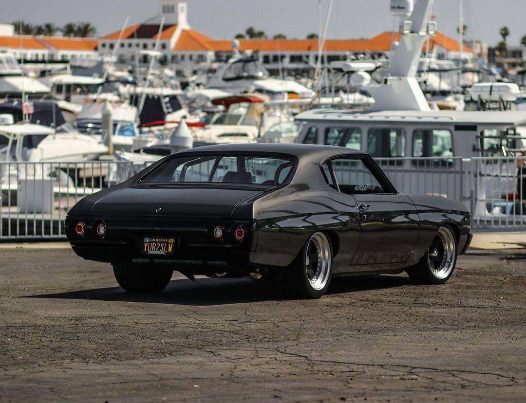 Lowered 1972 Chevy Chevelle SS On sport suspension - Pro Touring Build