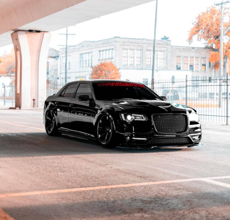 Bagged & Blacked out Chrysler 300 s HEMI With Tasteful Mods