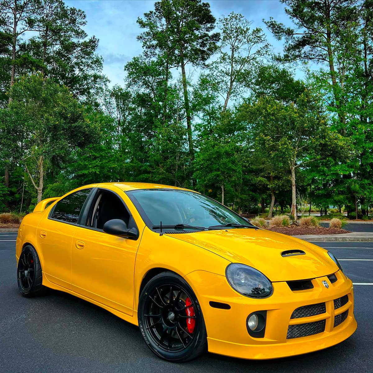 Dodge Neon SRT4 with Wilwood performance brakes and red calipers