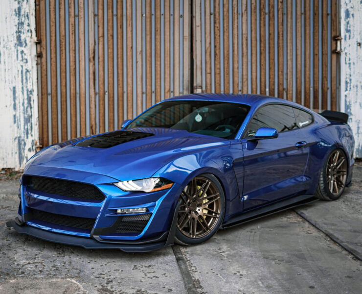 2018 Ford Mustang GT with Full Air Lift 3P air management system