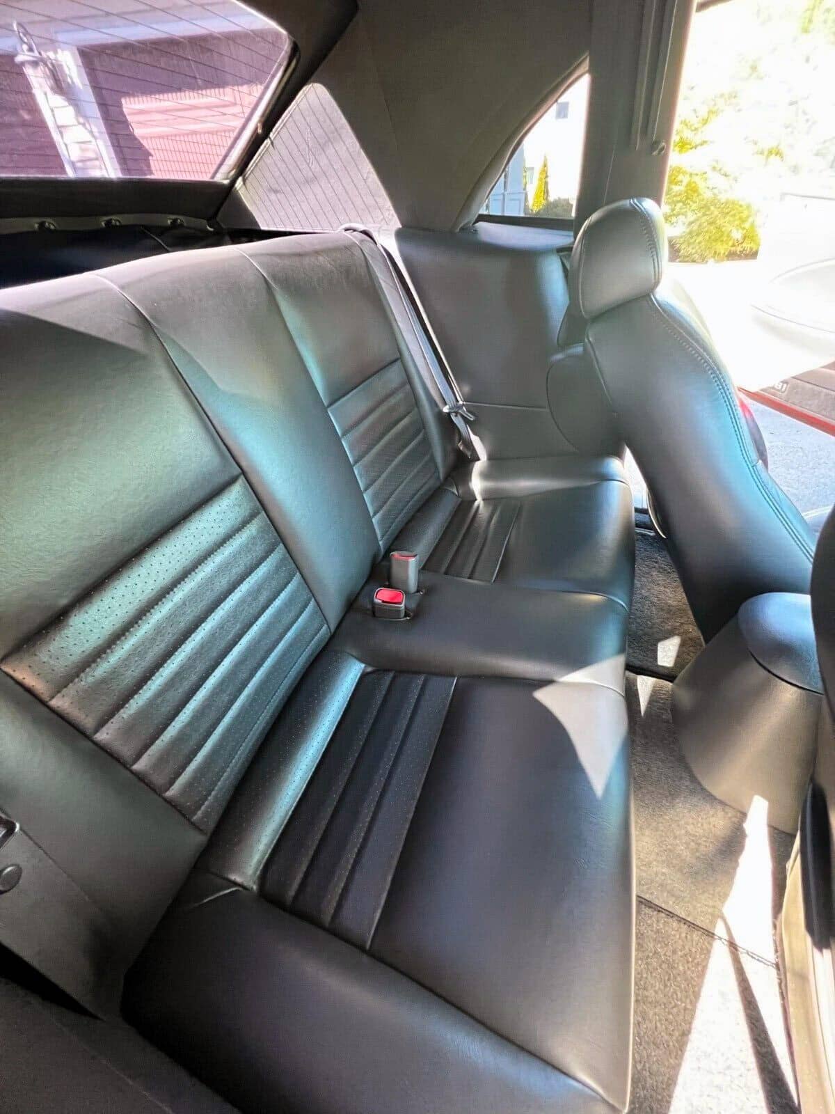 Ford Mustang New Edge Rear seats Convertible