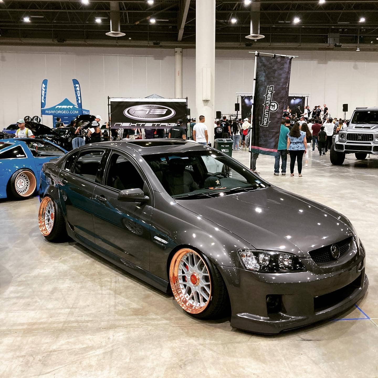 Slammed Holden Commodore with air suspension